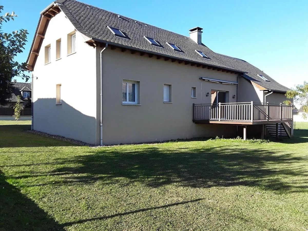 Willa L'Oustal D'Aubrac Le Nayrac